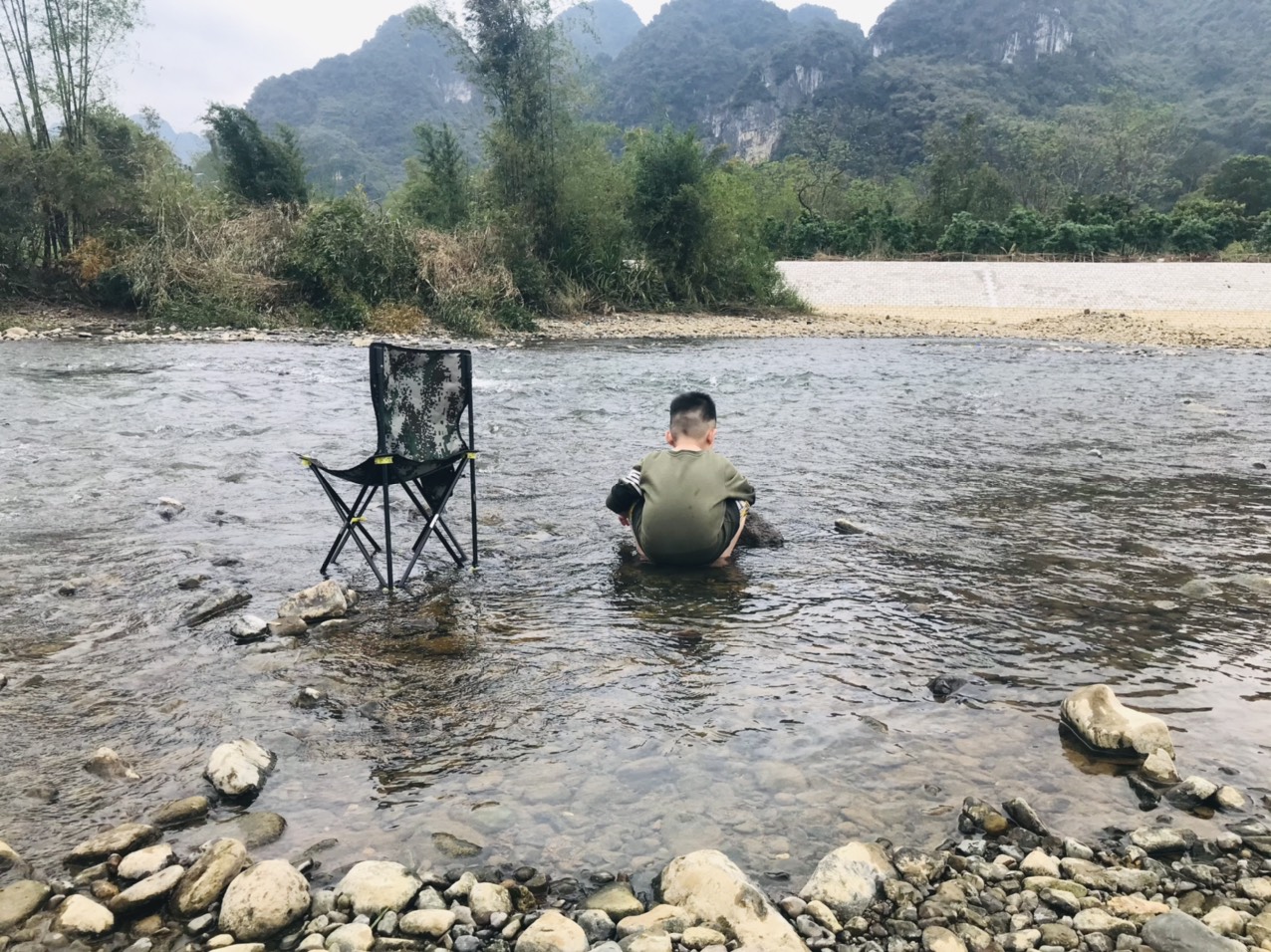 Đi check in suối Hạ Bì Kim Bôi liệu có đẹp như lời đồn