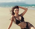 Quỳnh Thư khoe body bốc lửa trong trang phục bikini 
