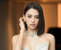 Hoa hậu Tiểu Vy bị chỉ trích vì hành động thiếu lịch sự khi tham gia sự kiện lớn 