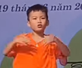 Clip Cậu bé 8 tuổi nhảy cuốn như idol khiến khán giả há hốc mồm kinh ngạc 