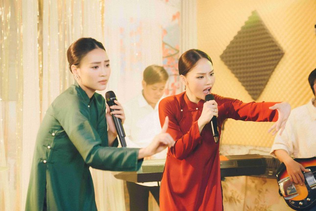 Bản phối hit mới của Miu Lê với nữ diễn viên đình đám khiến khán giả cười ngất