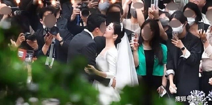 Toàn cảnh đám cưới cô dâu 41 tuổi Jang Nara với chồng kém 6 tuổi