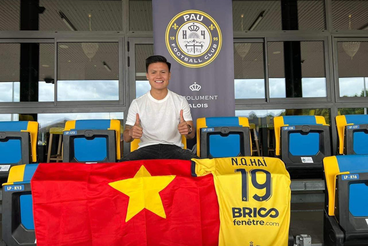 Quang Hải vượt qua kiểm tra sức khỏe khoác áo Pau FC