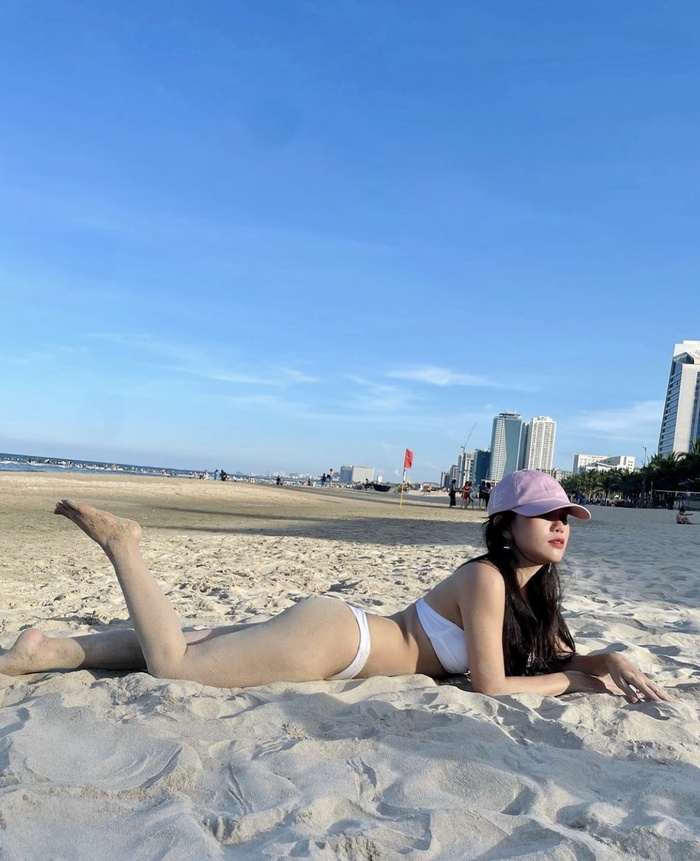 Dàn mỹ nhân Việt diện bikini chào hè: Lương Thuỳ Linh, Đỗ Hà lại ghi điểm Ảnh 8