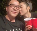 Vua cá Koi bị netizen nhắc nhở bớt đăng ảnh tình tứ đi không người ta chửi 