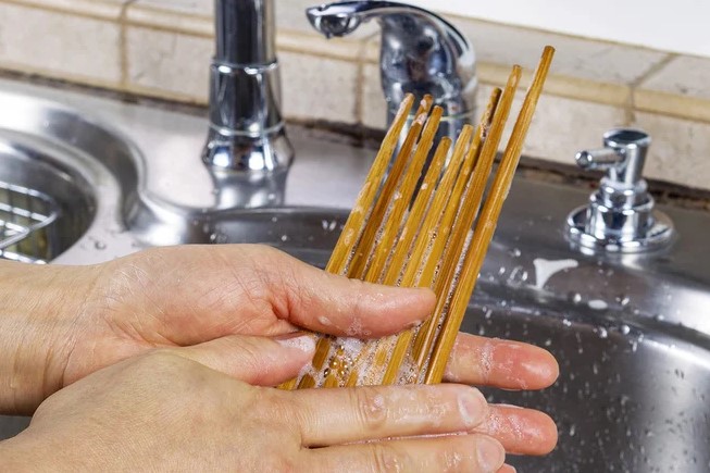 5 thói quen rửa bát phải bỏ ngay nếu không muốn rước bệnh vào thân