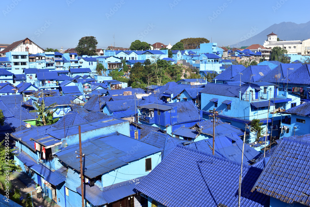Ngôi làng ngập tràn sắc xanh hy vọng ở Indo    