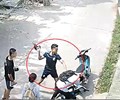 Video Hai học sinh Bắc Giang bị tấn công bằng dao 