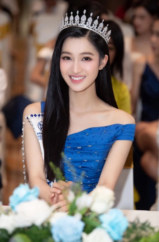 Á hậu Phương Nhi làm giám khảo Hoa hậu Đồng bằng Sông Cửu Long 2022 gây tranh cãi   