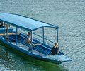 Hồ nước ngọt lớn nhất Việt Nam hút hồn hàng ngàn du khách với vẻ đẹp trữ tình thơ mộng   