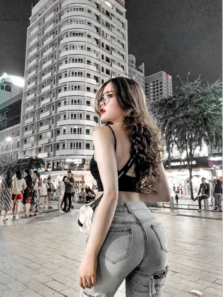 Cận cảnh nhan sắc nóng bỏng vạn người mê của người đẹp Quỳnh Na
