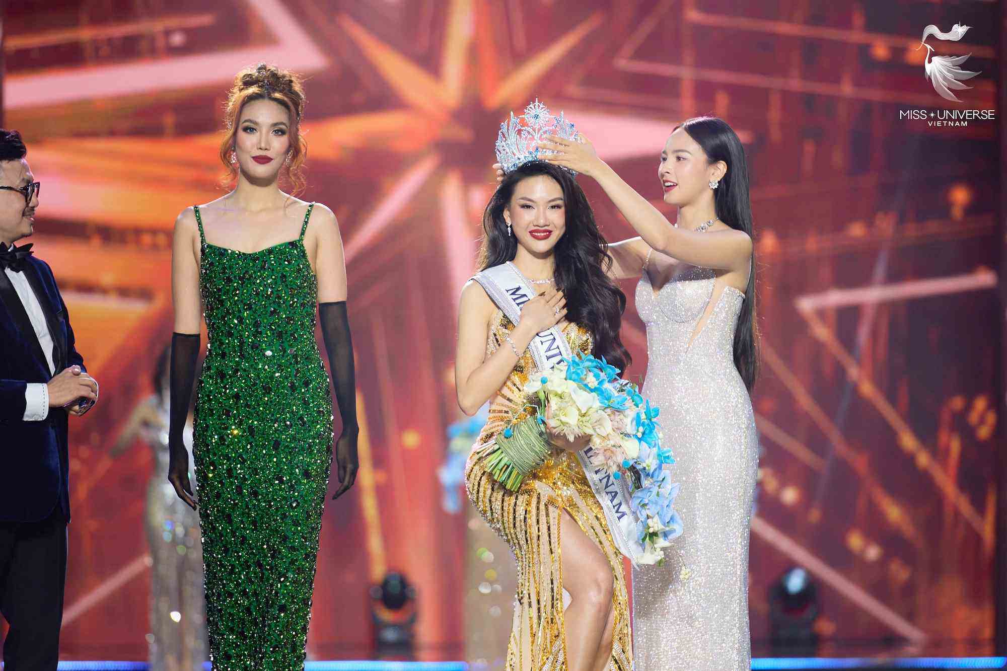 Tân hoa hậu lộ ảnh nghi dùng chất kích thích, phía Miss Universe Vietnam nói gì? - 1