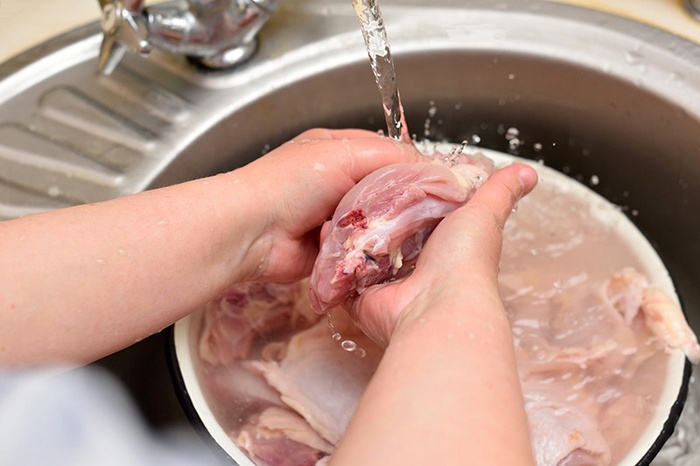 Canh sườn đậu nành, ớt xanh bùi thơm hấp dẫn, chống lạnh mùa đông