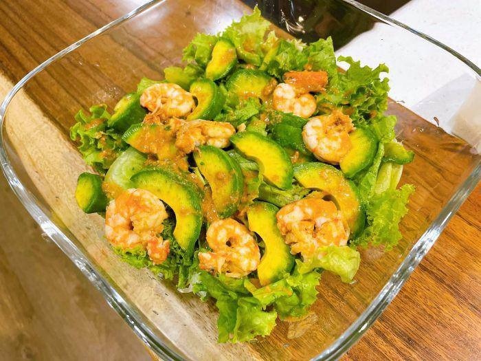 Ngày Tết ngấy ngán thịt cá, làm ngay 3 món salad bổ mát, ăn hoài không chán