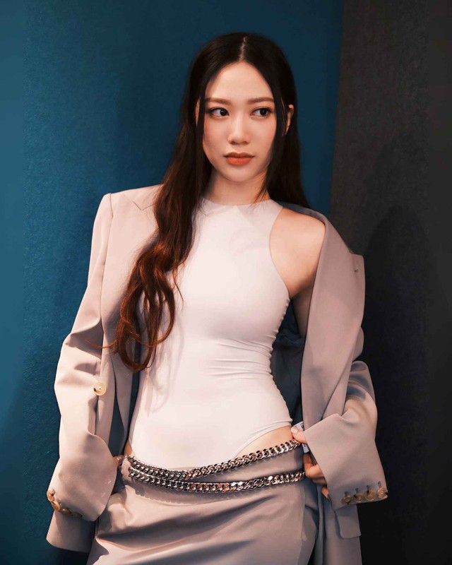 Ai nu nha tai tu