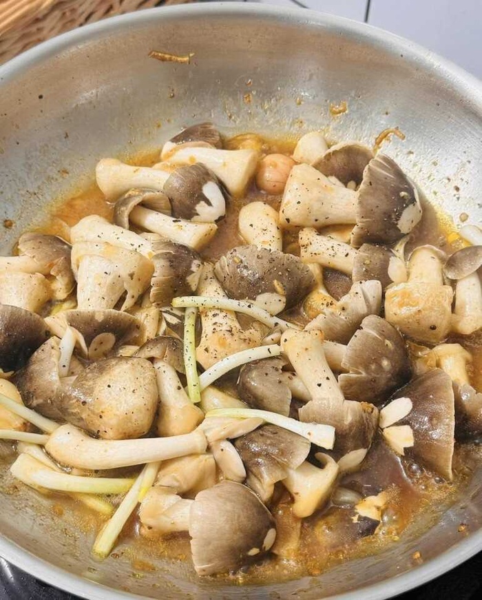 Nấu cháo sườn cho thêm thứ này, ngon lại giàu dinh dưỡng, ăn ngày lạnh thật thích