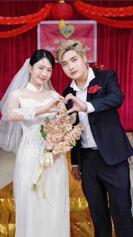 Le Bong dien vay cuoi nhan sac van gay thuong nho-Hinh-4