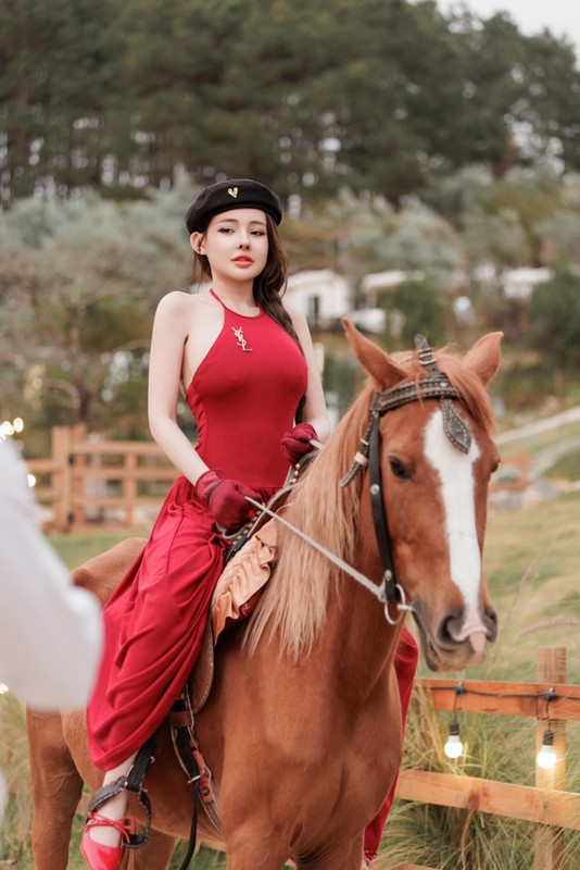 Lam content voi ban trai, Ngan 98 lo khoanh khac nhay cam-Hinh-10