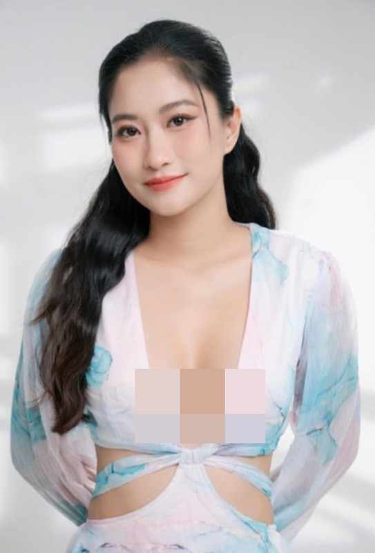 Ban gai NSND Viet Anh khoe dang voi ao tam tren bien-Hinh-6