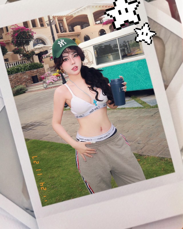 Hot girl Bao Khuyen Susan dien bikini nong bong cuoi moto nuoc-Hinh-7