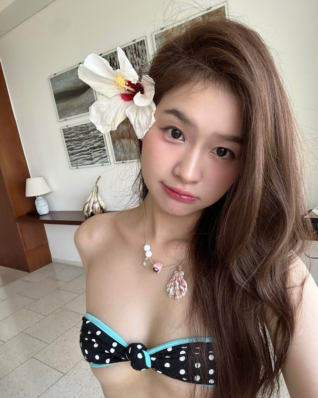 Hot girl giong dieu “thieu dot” anh nhin voi anh bikini be xiu-Hinh-8