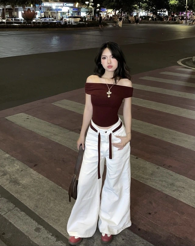 Áo ôm body, sự lựa chọn cho nàng gợi cảm mà vẫn tinh tế- Ảnh 2.